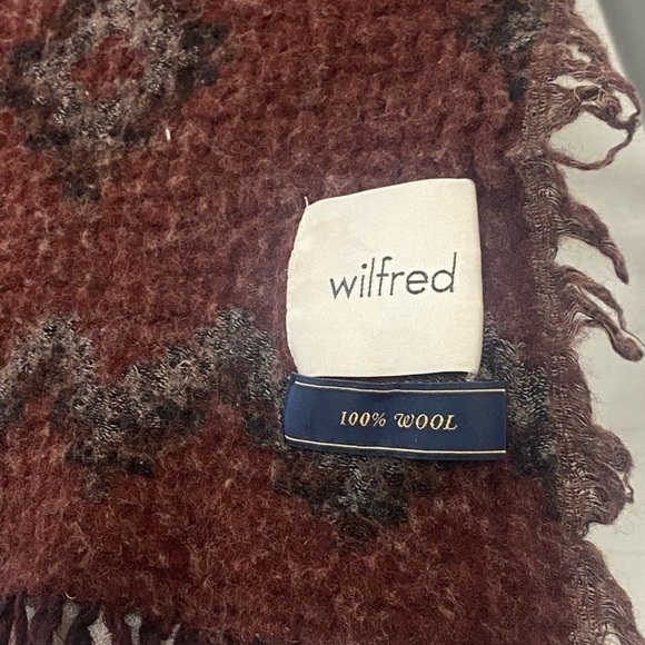 Wilfred Diamond Mosaic wool burgundy grey Reversible Blanket Scarf - Picture 7 of 15